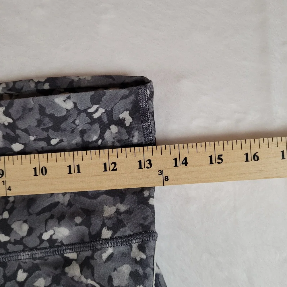 Aerie Chill Play Move Leggings Grey Abstract Floral Side Stripe Womens Medium